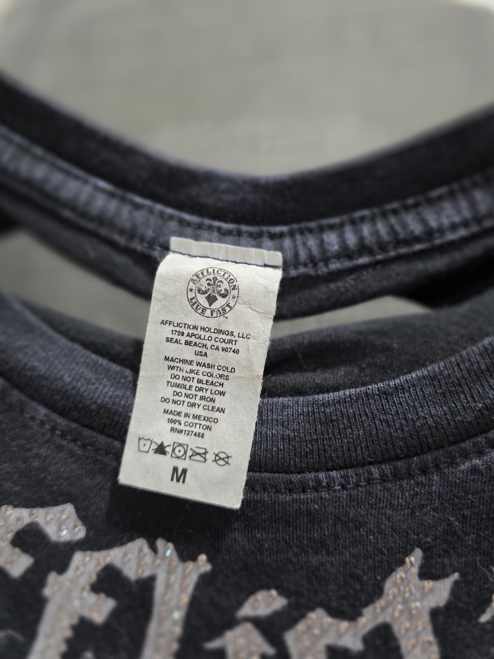 Affliction Women's Long Sleeve Black Grey Graphic Tee - Picture 2 of 3